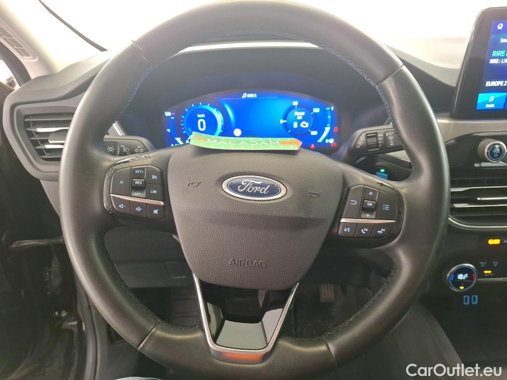  Ford  Kuga FORD  / 2019 / 5P / SUV 2.5 Dur 225 hybrid PHEV Pshift Titanium #38