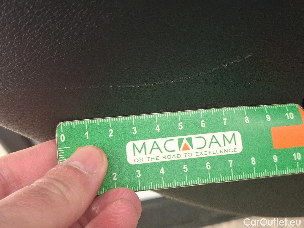  KIA  Sportage KIA  / 2021 / 5P / SUV 1.6 CRDI 136 MHEV DCT7 MOTION #12