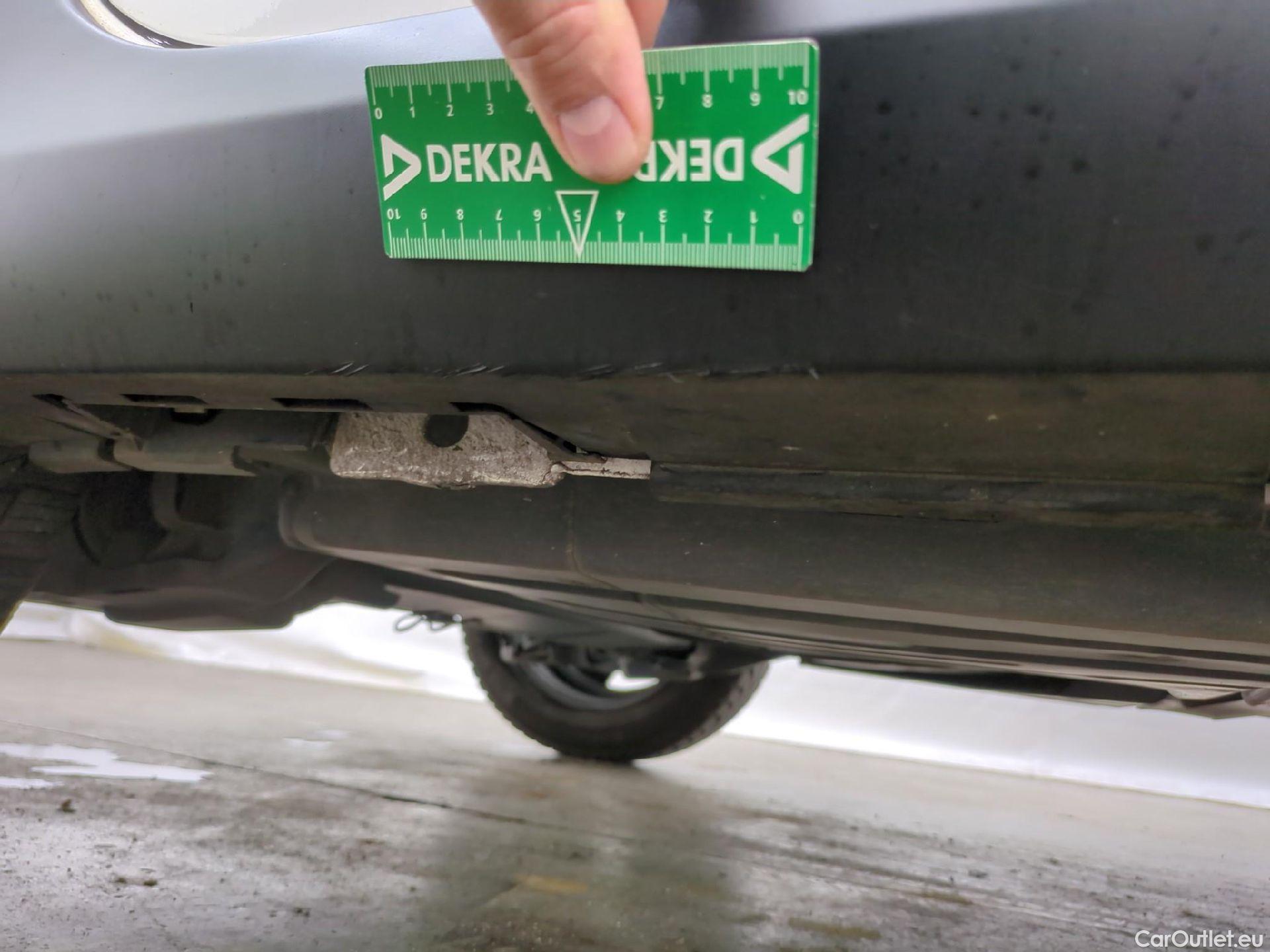  Citroen  C3  Société Feel 1.2 PureTech 80CV BVM5 E6d #33