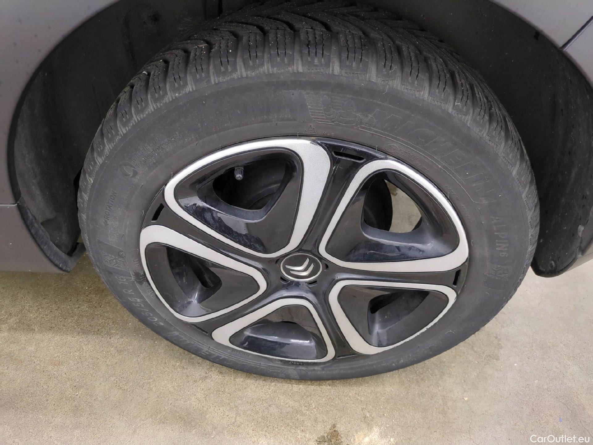  Citroen  C3  Société Feel 1.2 PureTech 80CV BVM5 E6d #13