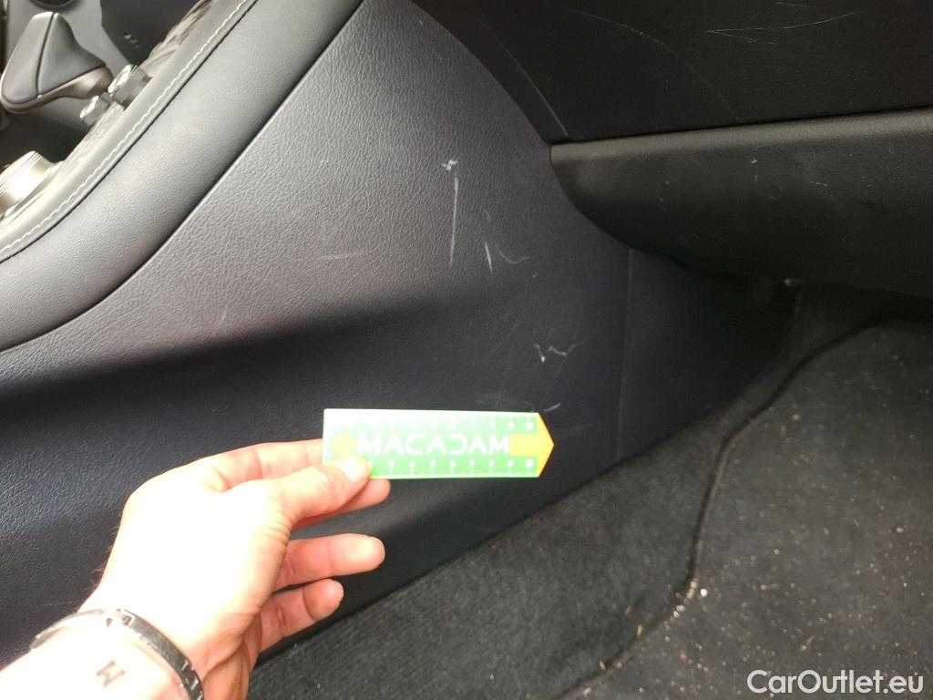  Lexus  CT LEXUS   2017  5P  Berline 200H Pack Business Auto #51