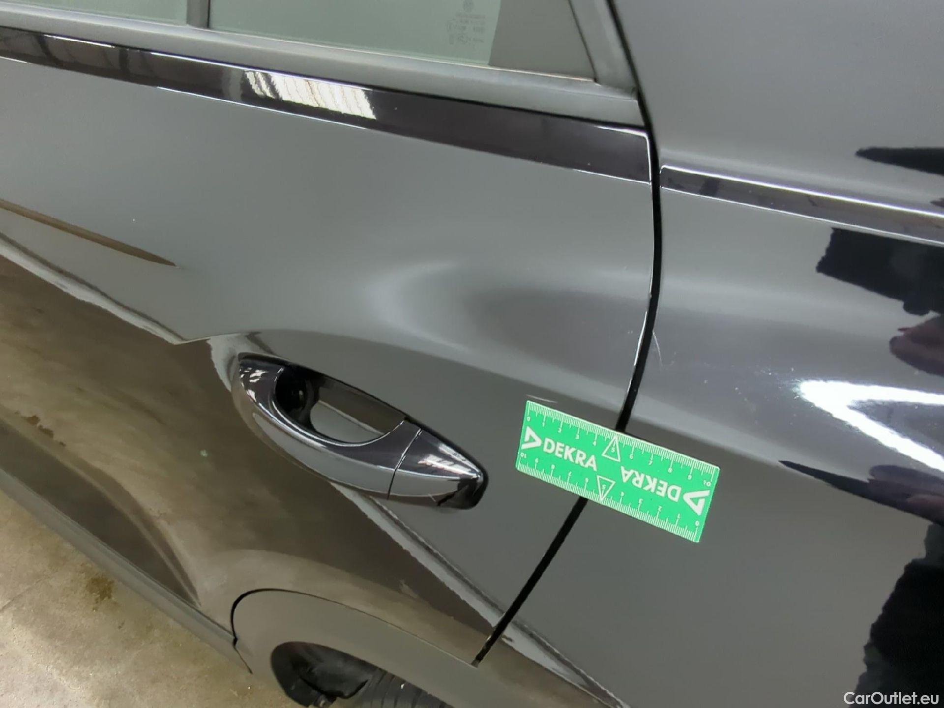  Volkswagen  T-ROC VOLKSWAGEN  / 2021 / 5P / SUV 1.5 TSI 150 EVO LIFE BUSINESS #22