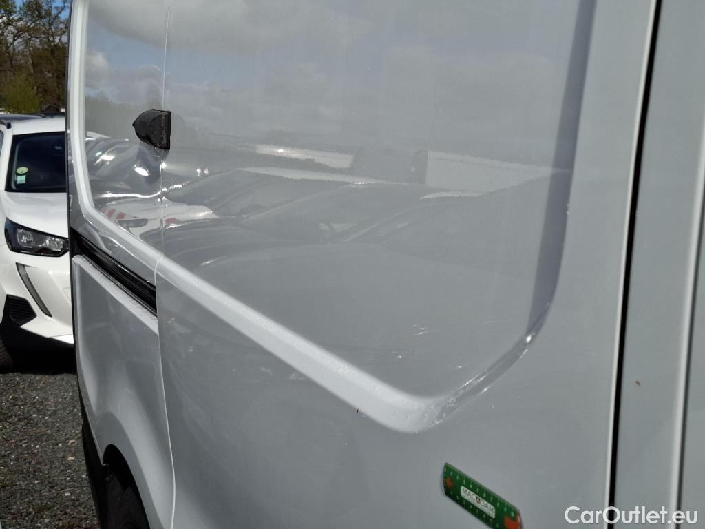  Renault  Trafic  Fourgon L1H1 1000 Confort 1.6 dCi 95CV BVM6 E6dT #33