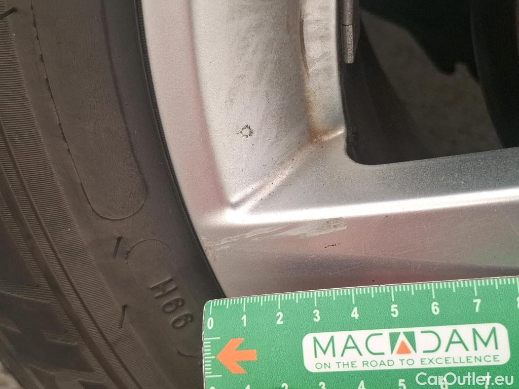  Peugeot  3008  Active Business 1.2 PureTech 130CV BVA8 E6d #8