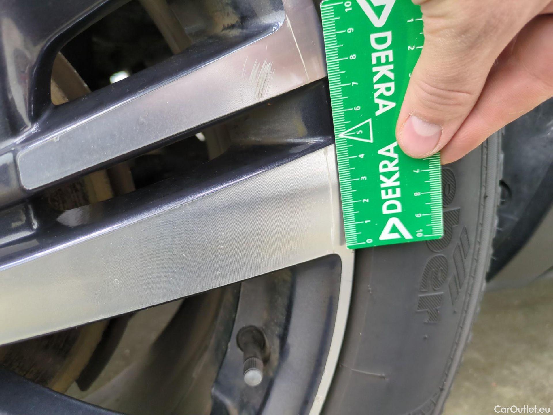  Peugeot  5008  GT Line 1.6 165CV BVA6 E6 #29