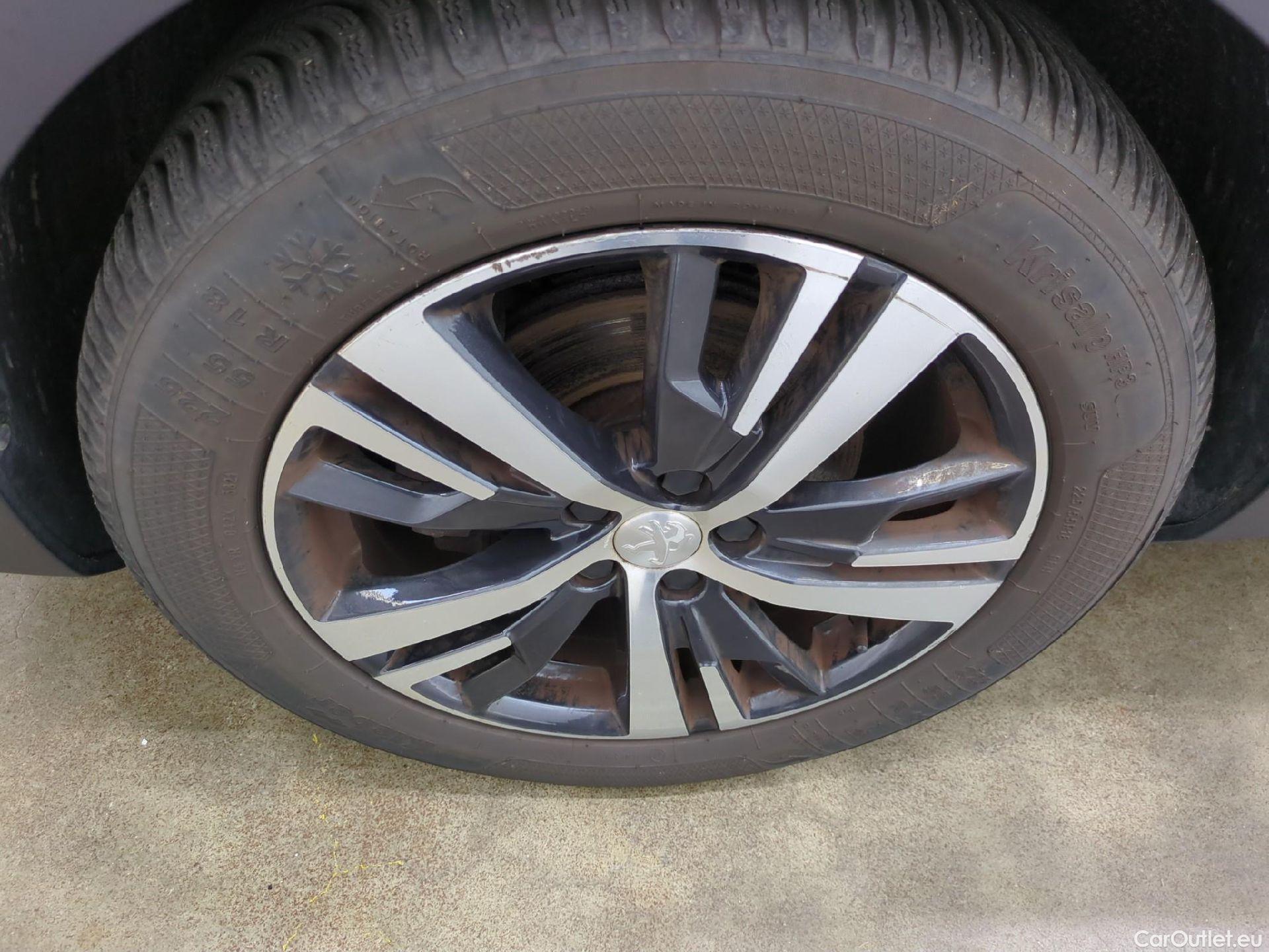  Peugeot  5008  GT Line 1.6 165CV BVA6 E6 #15