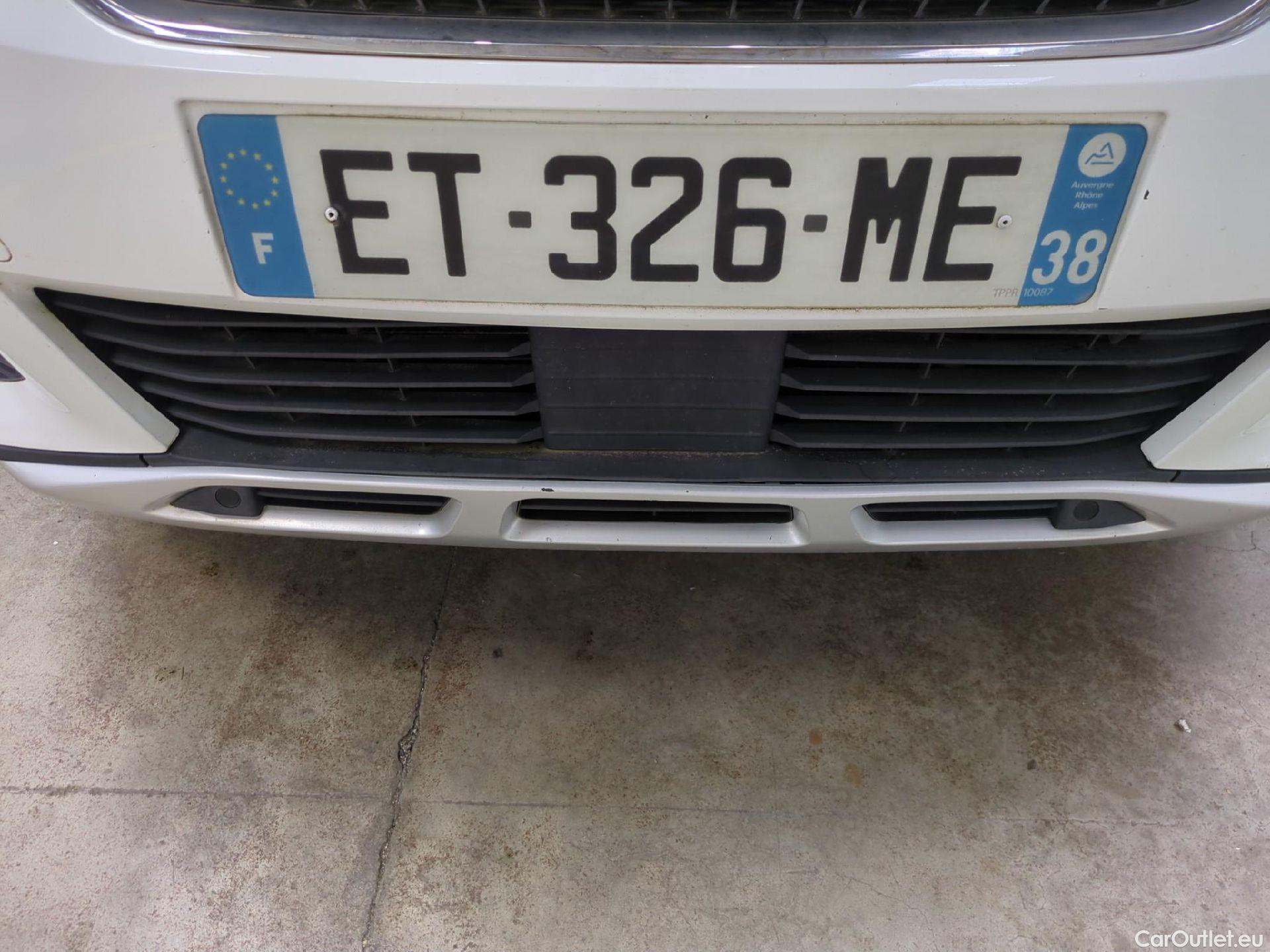  Peugeot  5008  GT Line 1.6 165CV BVA6 E6 #48