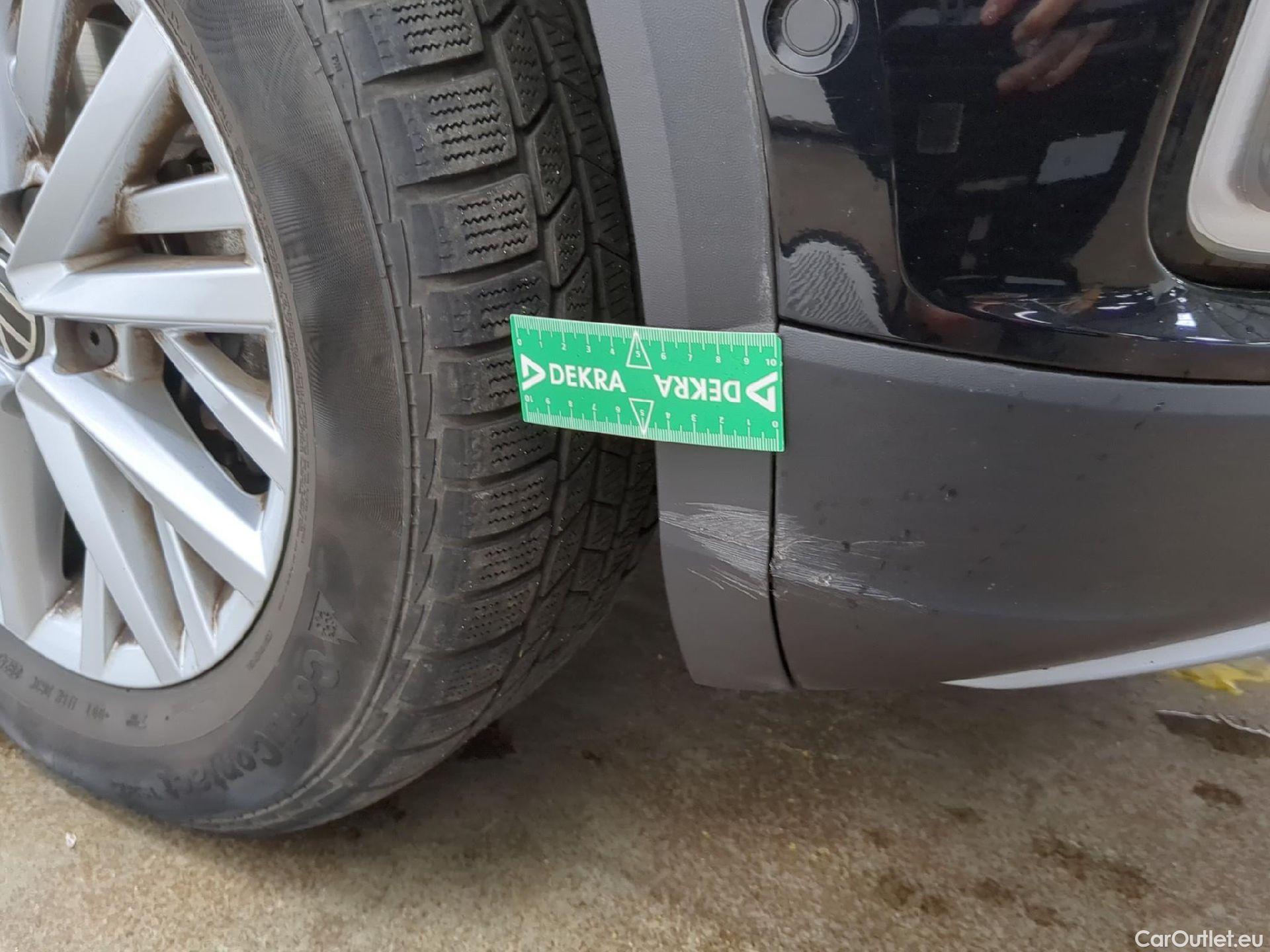  Volkswagen  T-ROC VOLKSWAGEN  / 2021 / 5P / SUV 1.5 TSI 150 EVO LIFE BUSINESS #9