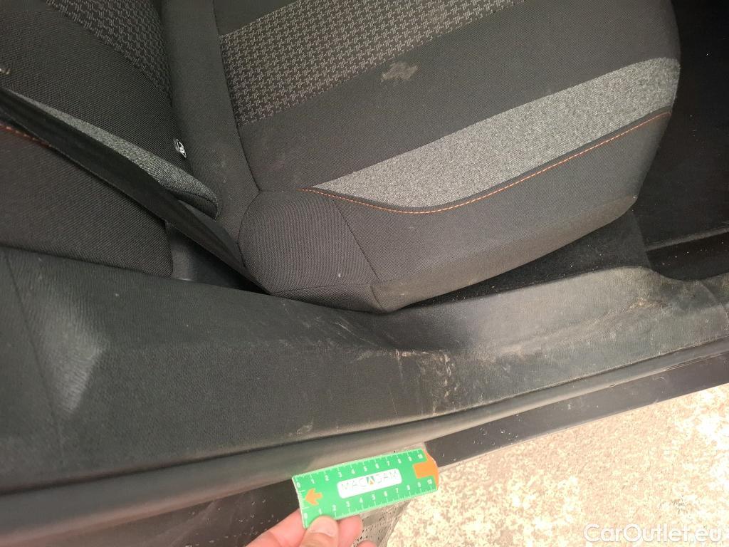  Peugeot  3008  Active Business 1.2 PureTech 130CV BVA8 E6d #11