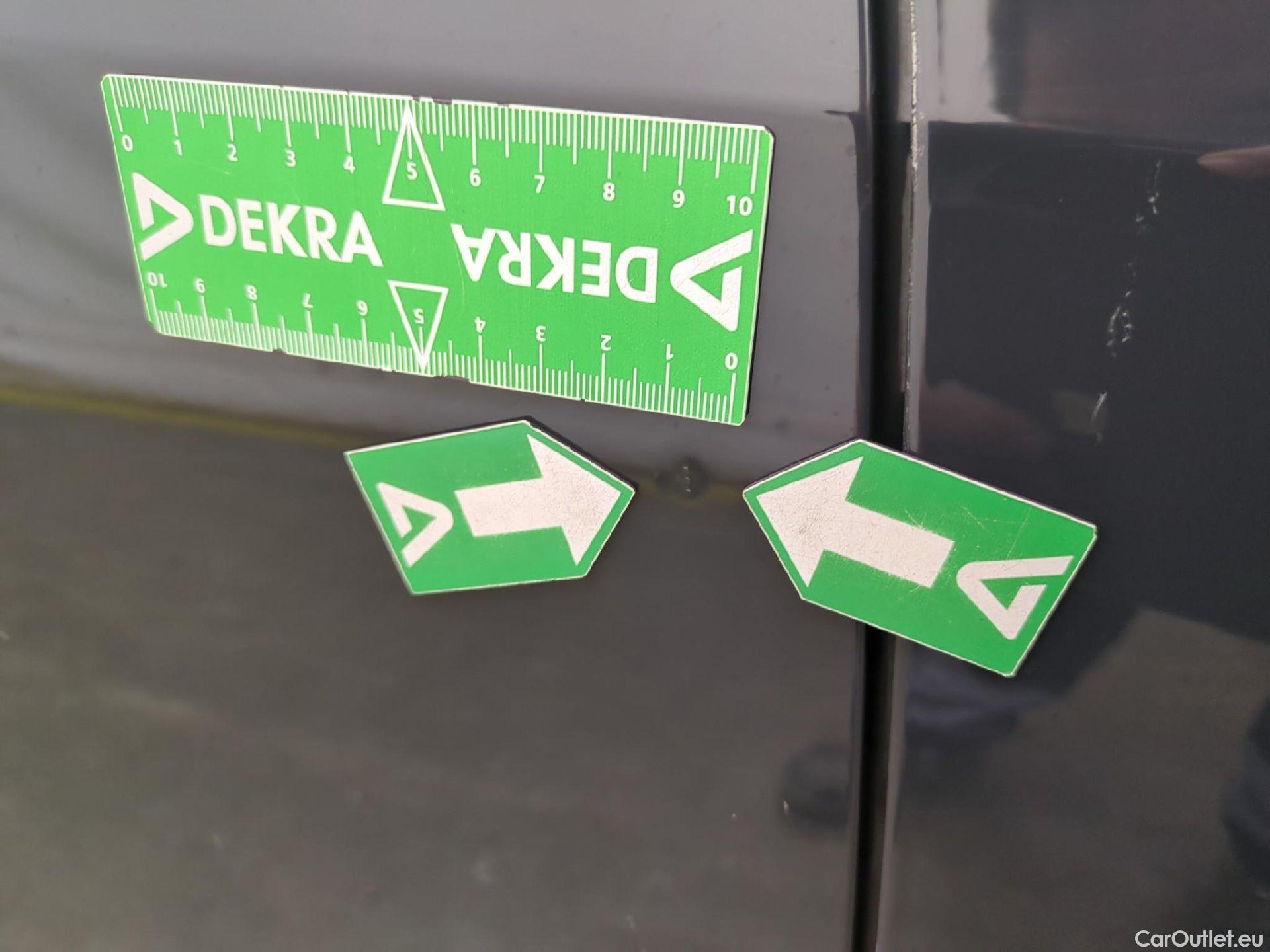  Volkswagen  Tiguan VOLKSWAGEN  / 2020 / 5P / SUV 1.4 eHybrid 245 DSG6 Life Business #20