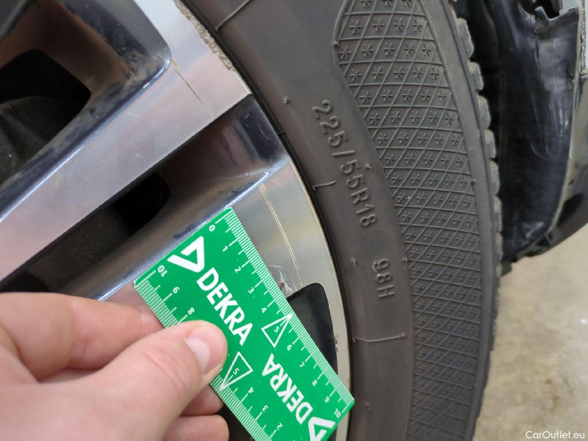  Peugeot  5008  GT Line 1.6 165CV BVA6 E6 #10