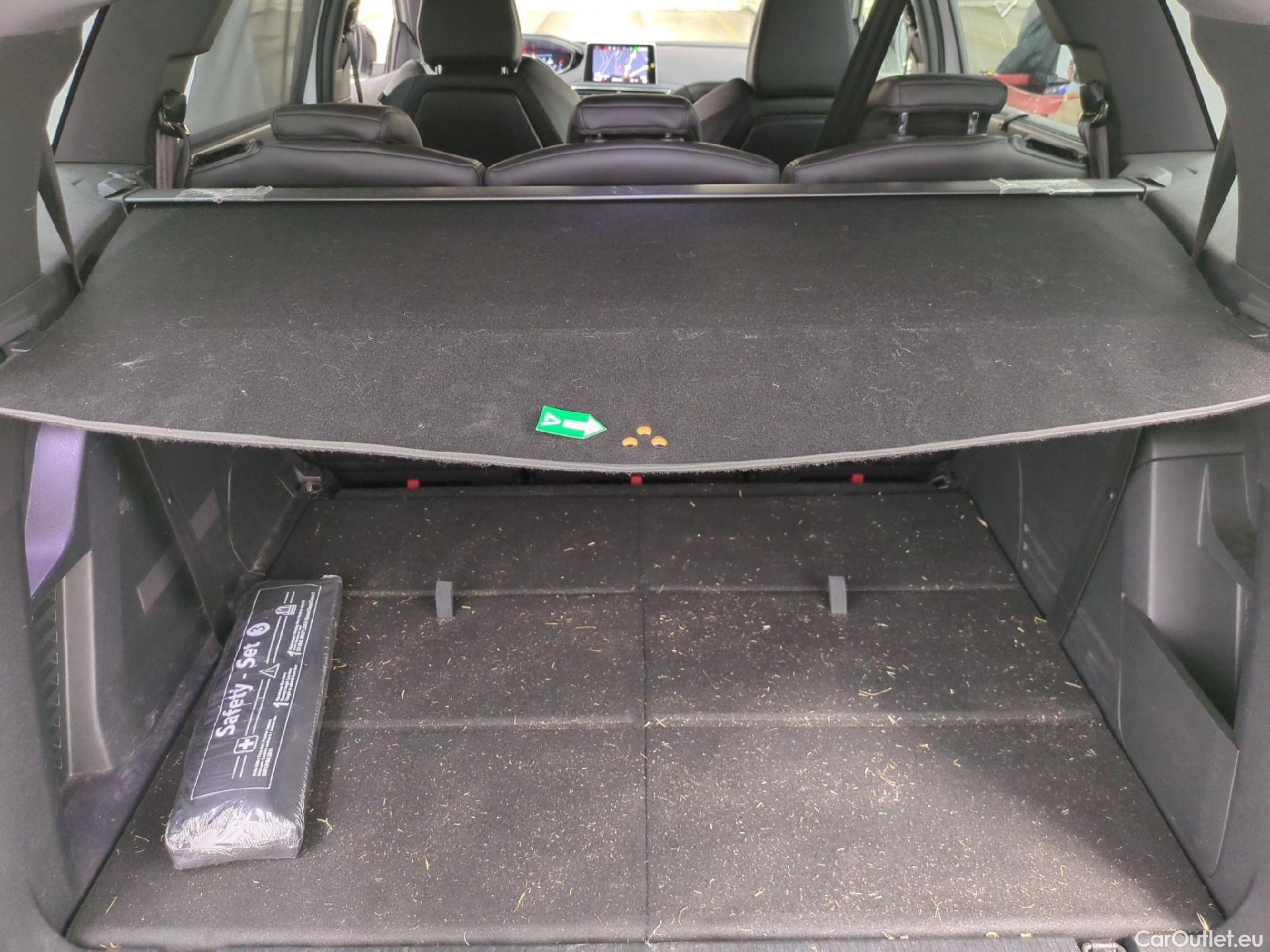  Peugeot  5008  GT Line 1.6 165CV BVA6 E6 #3