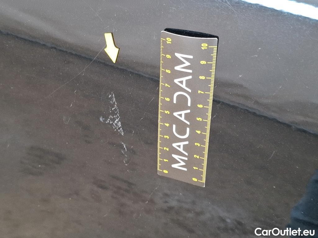  Opel   Grandland X Grandland X Elegance Business 1.5 130CV BVA8 E6d #18