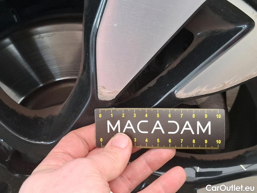  Opel   Grandland X Grandland X Elegance Business 1.5 130CV BVA8 E6d #29