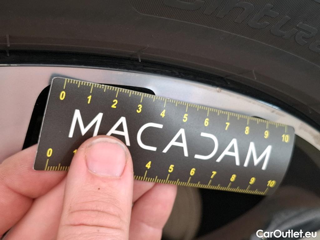  Opel   Grandland X Grandland X Elegance Business 1.5 130CV BVA8 E6d #33