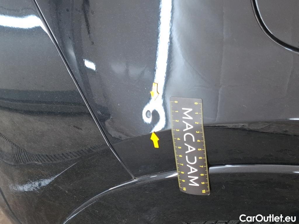  Opel   Grandland X Grandland X Elegance Business 1.5 130CV BVA8 E6d #39