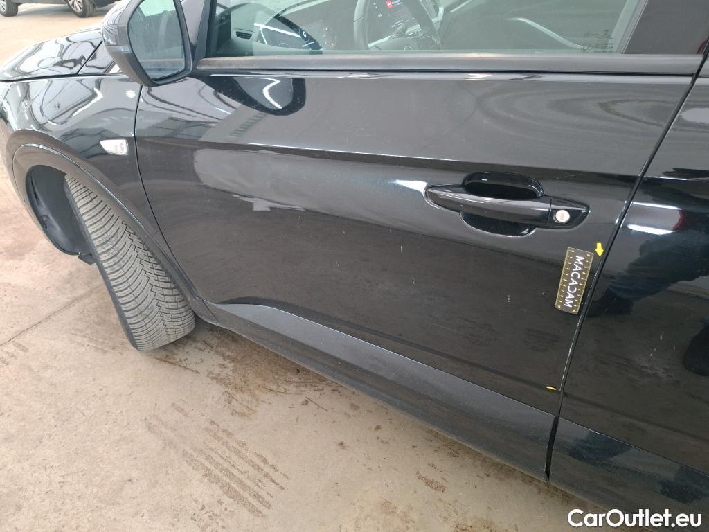  Opel   Grandland X Grandland X Elegance Business 1.5 130CV BVA8 E6d #13