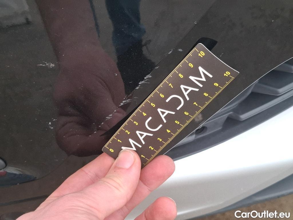  Opel   Grandland X Grandland X Elegance Business 1.5 130CV BVA8 E6d #24