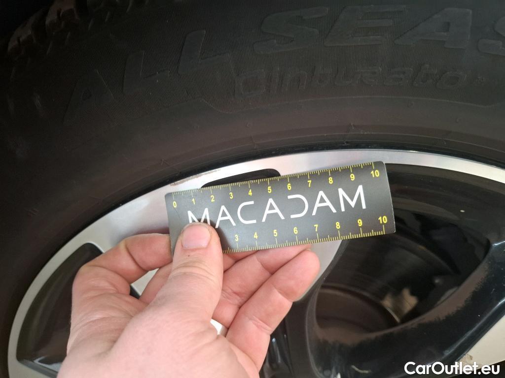  Opel   Grandland X Grandland X Elegance Business 1.5 130CV BVA8 E6d #31