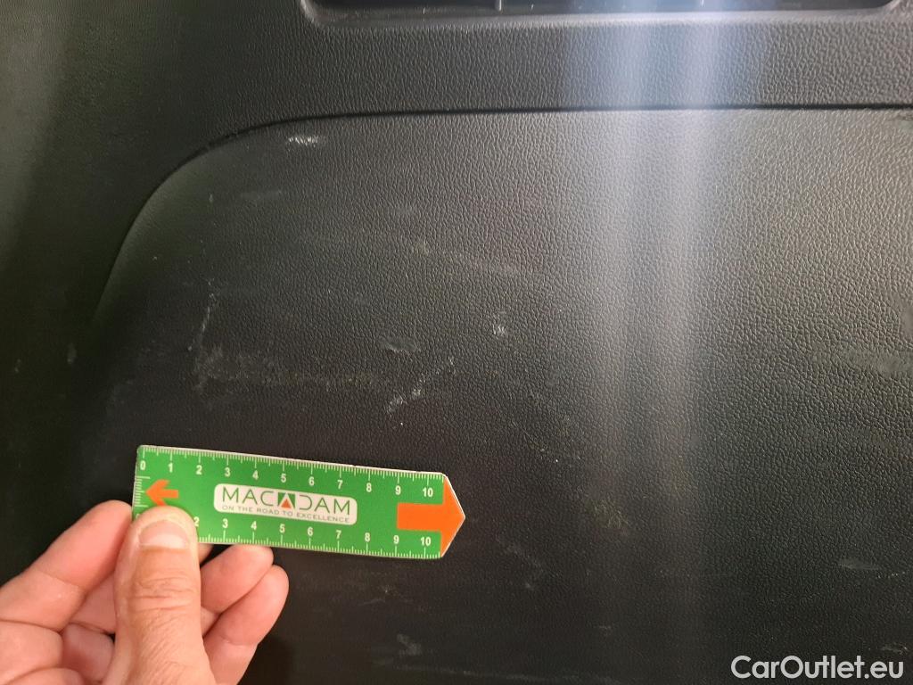  Ford  Kuga  Plug-In Hybrid Titanium 2.5 240CV BVA6 E6d #28