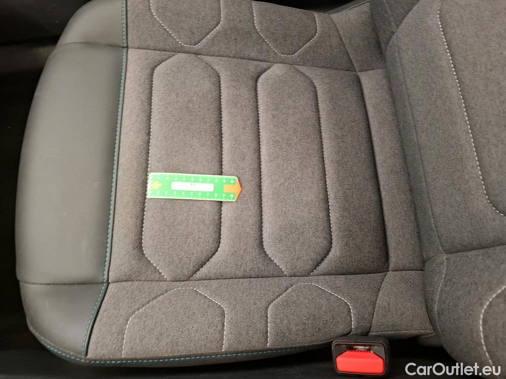  Citroen  C4  Berline Feel Pack 1.2 PureTech 130CV BVA8 6E #20