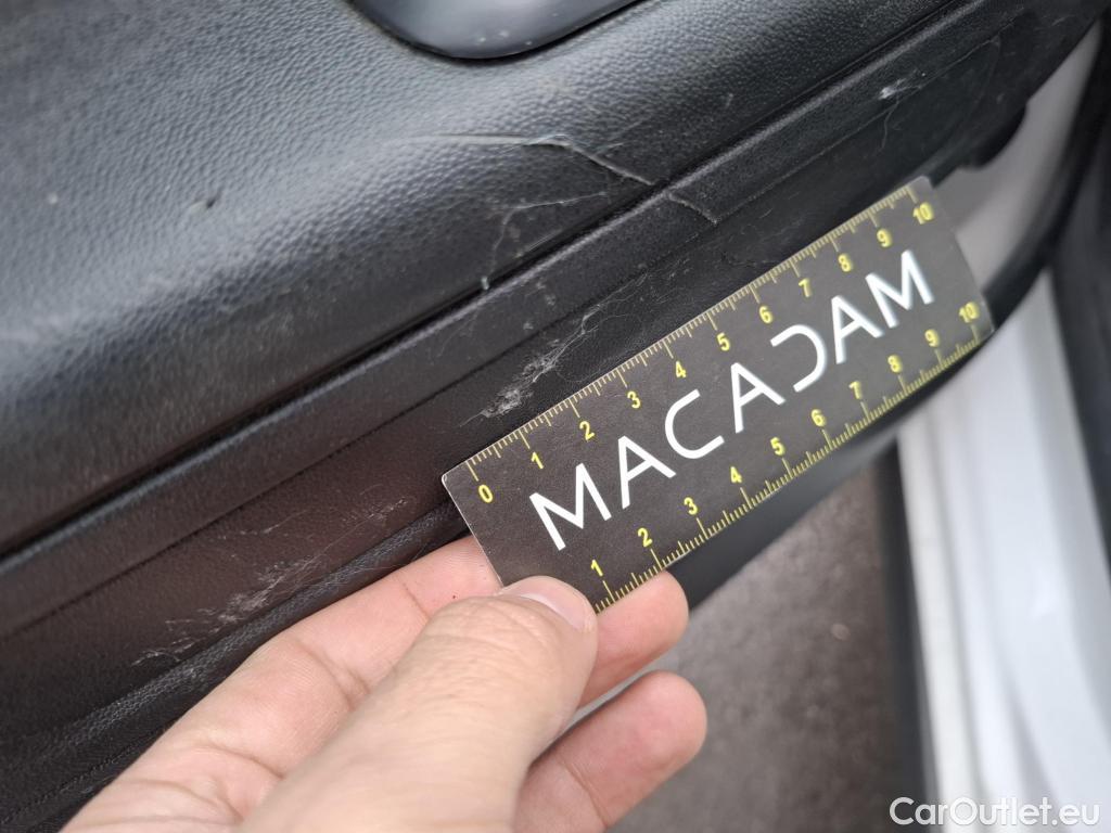  Citroen  C3  Société Feel 1.2 PureTech 80CV BVM5 E6d #34