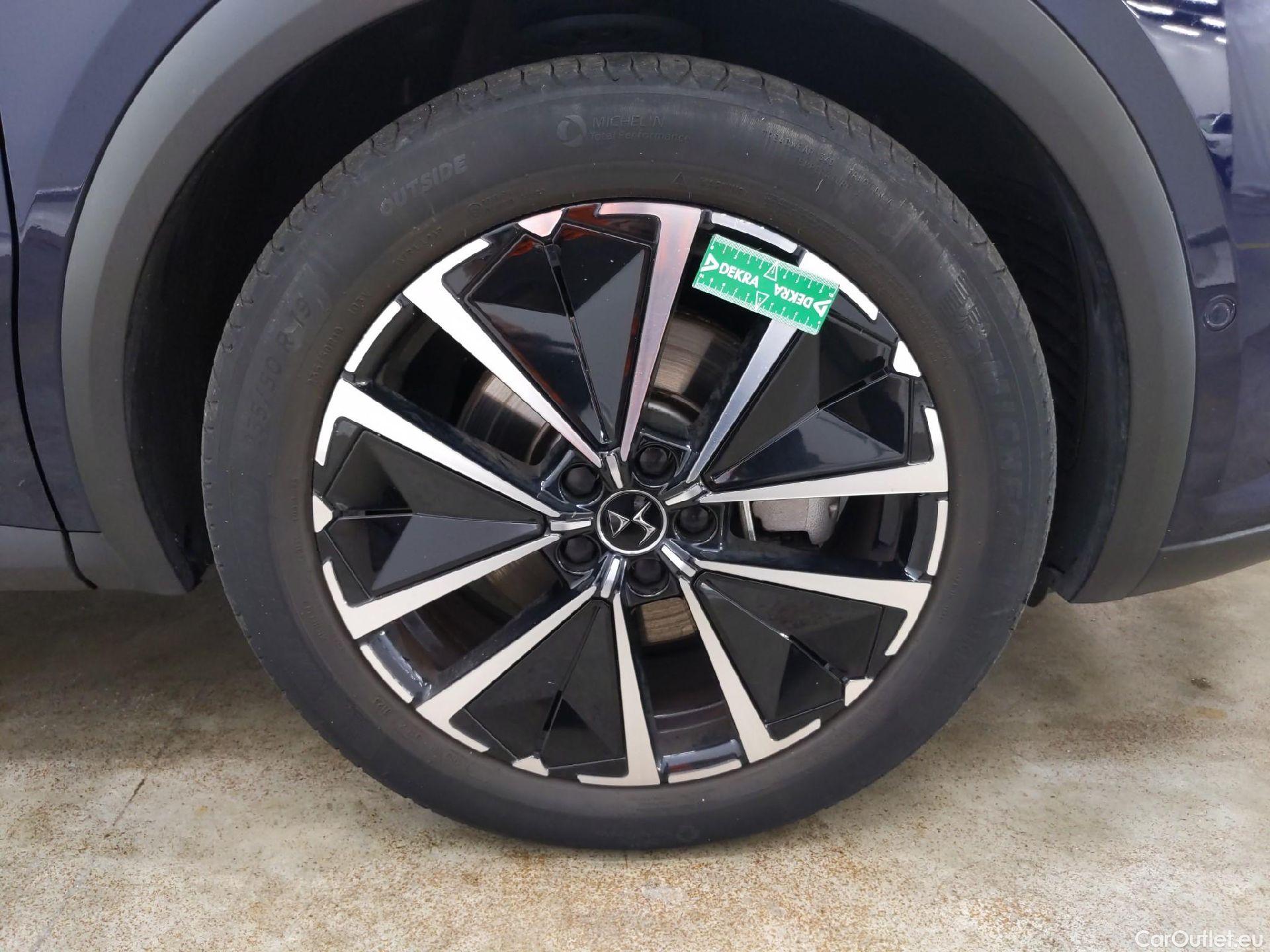  Citroen  DS 7 CROSSBACK DS DS 7 / 2022 / 5P / SUV E-TENSE 225 OPERA #6