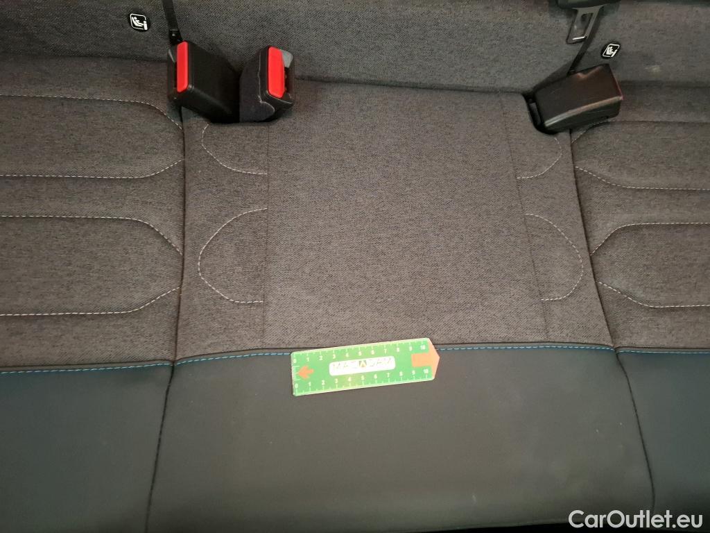  Citroen  C4  Berline Feel Pack 1.2 PureTech 130CV BVA8 6E #18