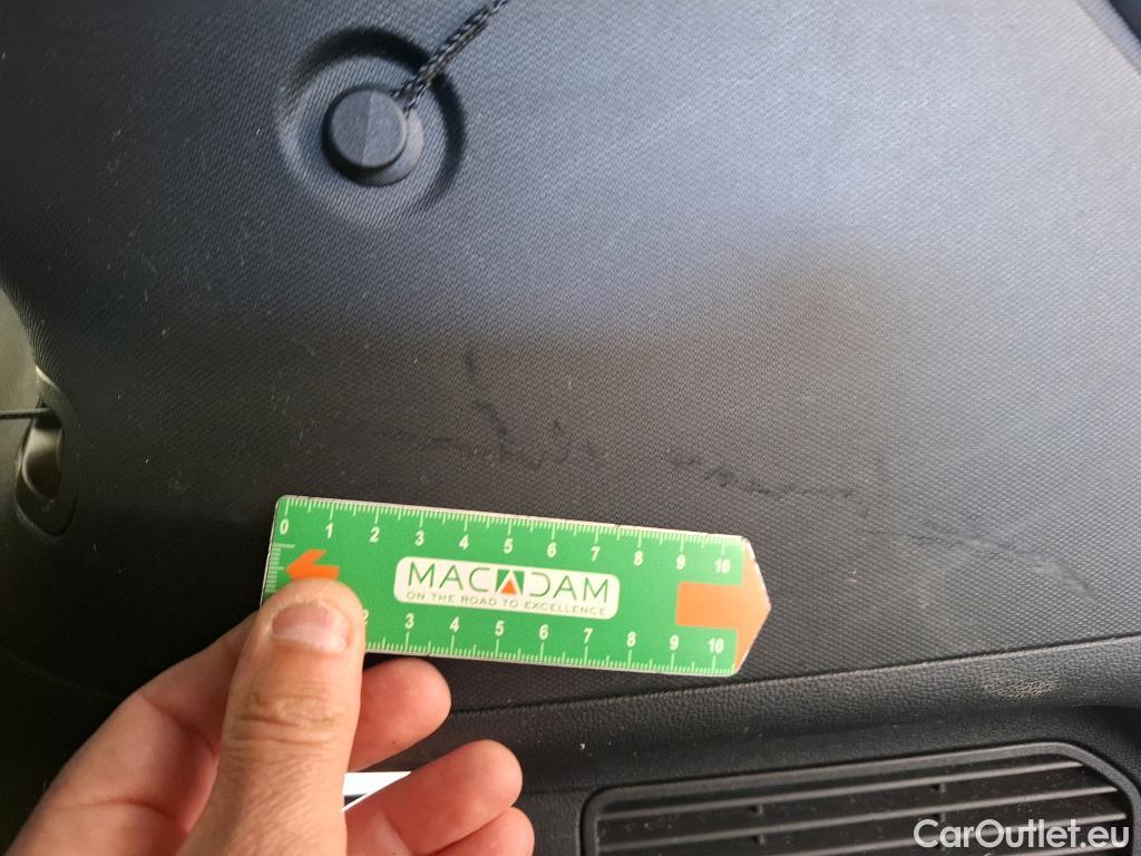  Ford  Kuga  Plug-In Hybrid Titanium 2.5 240CV BVA6 E6d #33