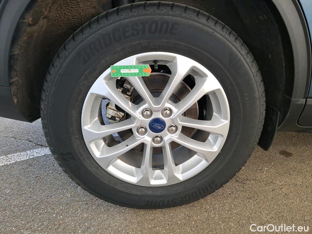  Ford  Kuga  Plug-In Hybrid Titanium 2.5 240CV BVA6 E6d #46