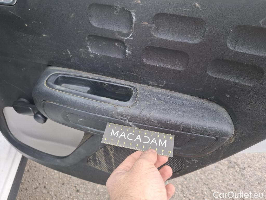  Citroen  C3  Société Feel 1.2 PureTech 80CV BVM5 E6d #23