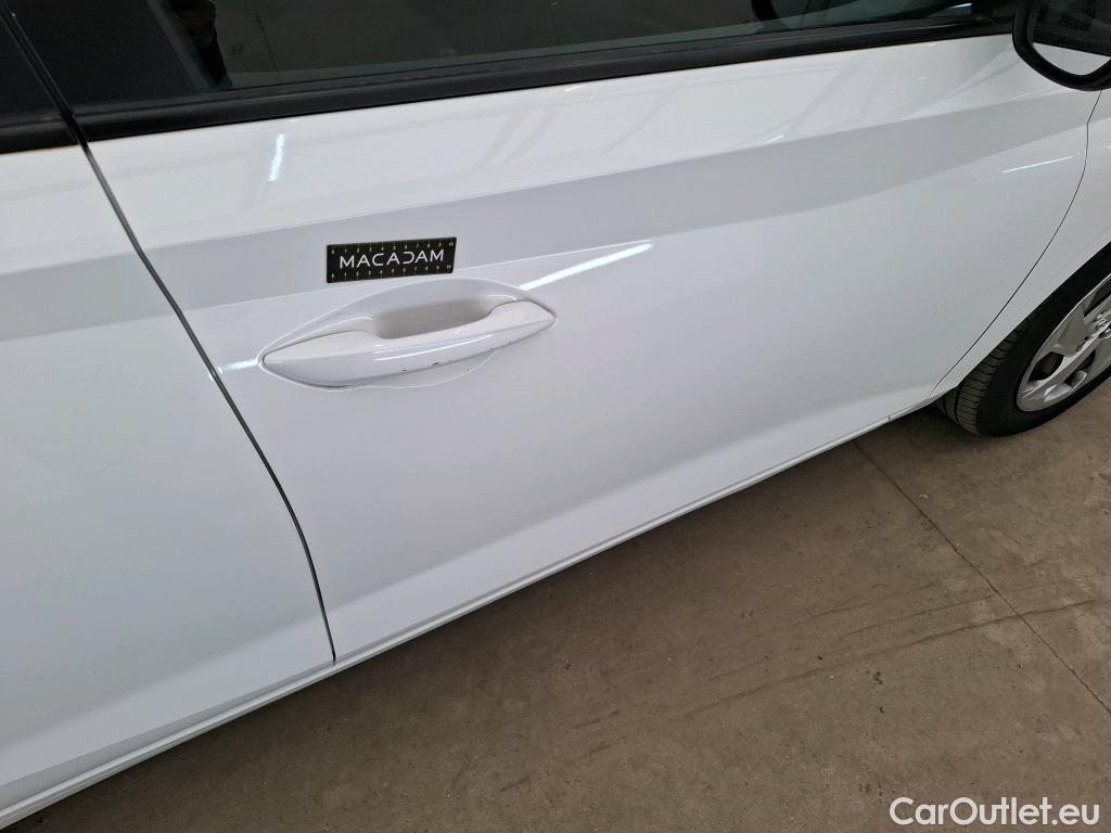  Hyundai  i20  Initia 1.2 85CV BVM5 E6d #39