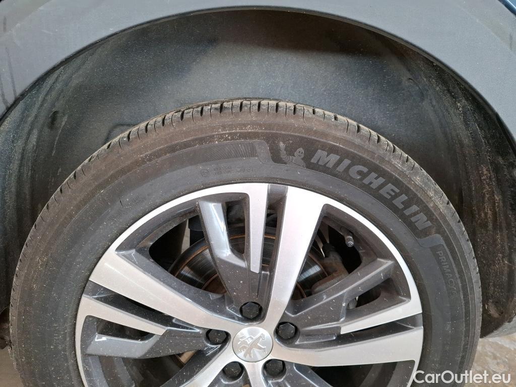  Peugeot  5008  Allure Pack 1.2 PureTech 130CV BVA8 7 Sieges E6d #24