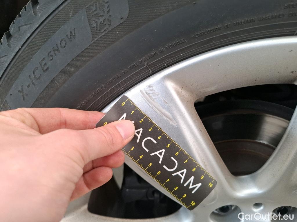  Mini  Countryman MINI  / 2020 / 5P / Crossover Cooper Essential 136 ch BVA7 #19