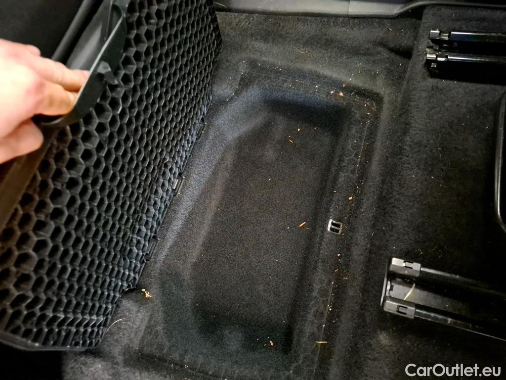  Peugeot  5008  Allure Pack 1.2 PureTech 130CV BVA8 7 Sieges E6d #22