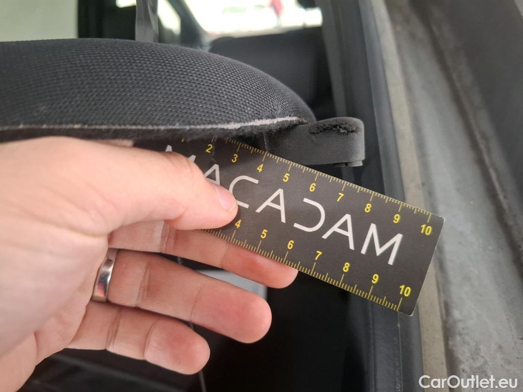  Mercedes  GLA MERCEDES-BENZ  / 2020 / 5P / SUV 1.3  250 e BUSINESS LINE DCT #30