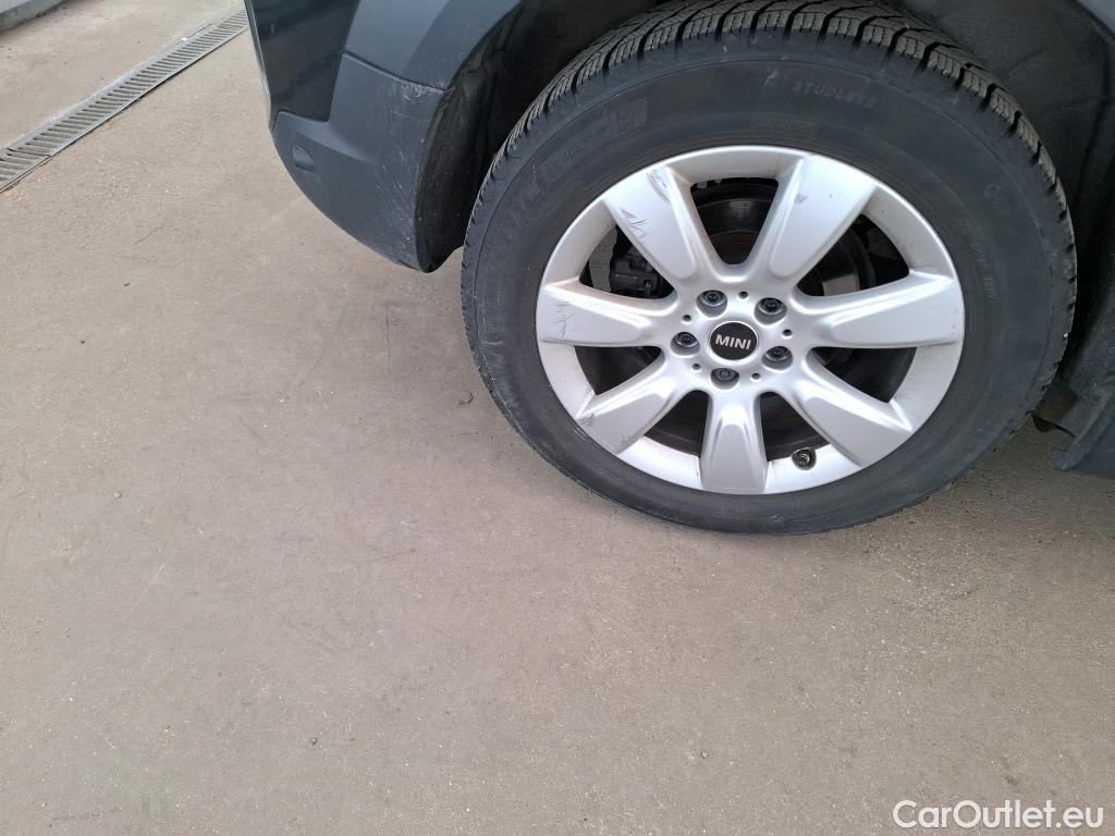  Mini  Countryman MINI  / 2020 / 5P / Crossover Cooper Essential 136 ch BVA7 #16