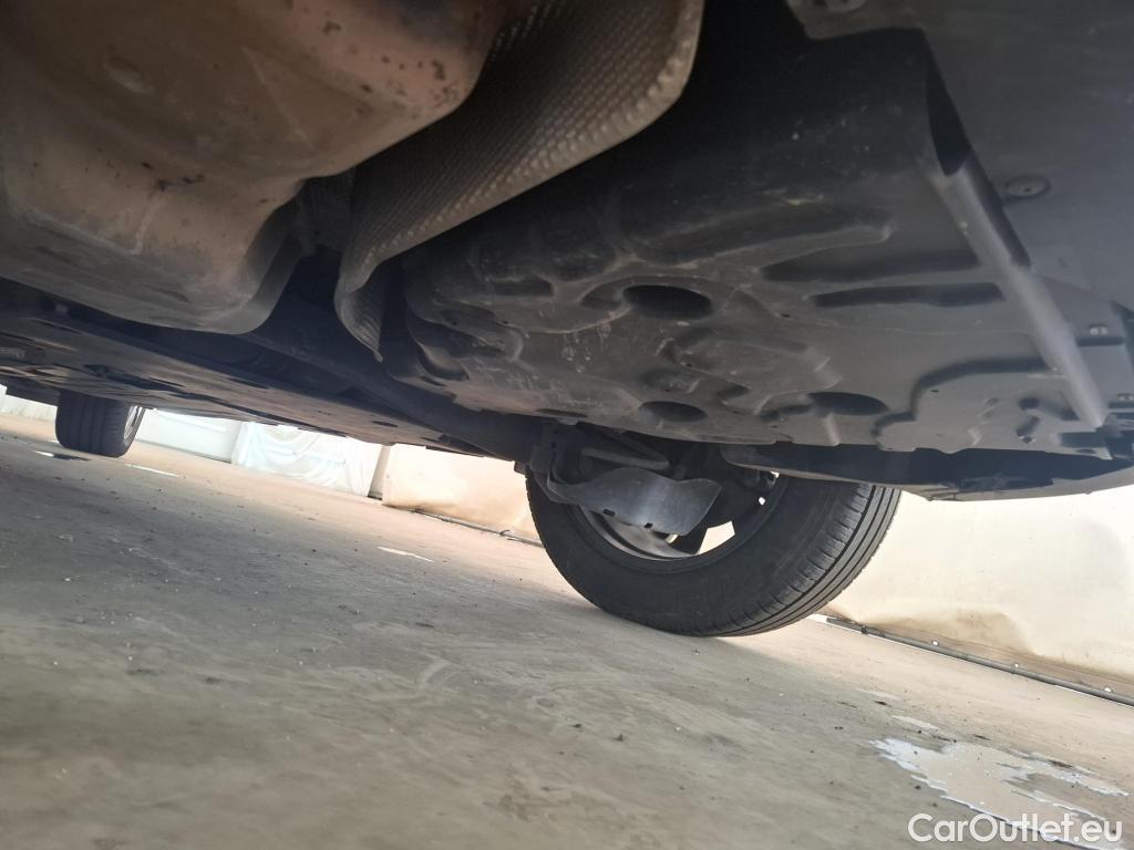  Peugeot  5008  Allure Pack 1.2 PureTech 130CV BVA8 7 Sieges E6d #37