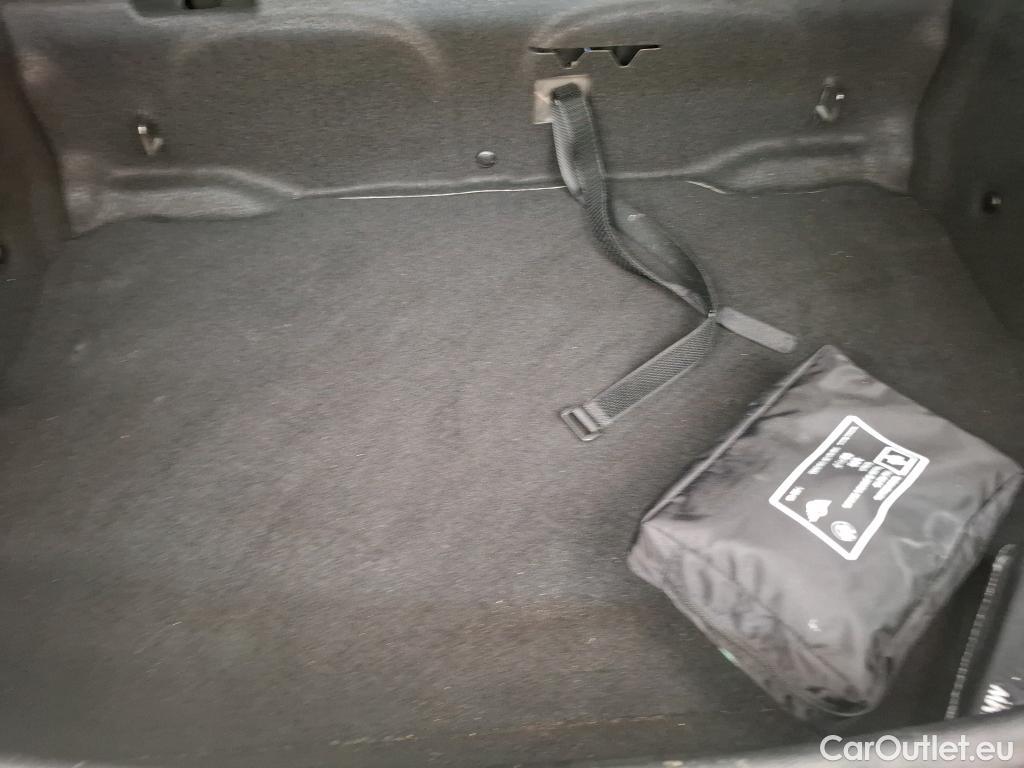  Mini  Countryman MINI  / 2020 / 5P / Crossover Cooper Essential 136 ch BVA7 #25