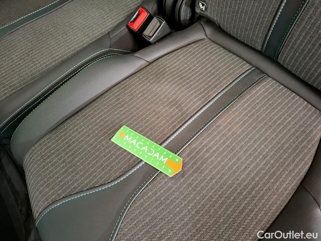  Peugeot  5008  Allure Pack 1.2 PureTech 130CV BVA8 7 Sieges E6d #38