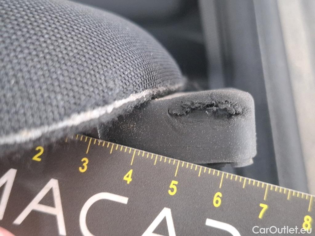  Mercedes  GLA MERCEDES-BENZ  / 2020 / 5P / SUV 1.3  250 e BUSINESS LINE DCT #31