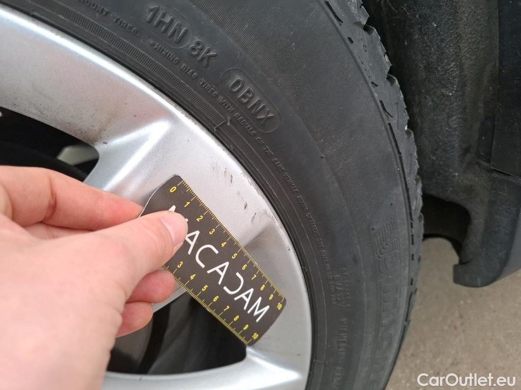  Mini  Countryman MINI  / 2020 / 5P / Crossover Cooper Essential 136 ch BVA7 #21