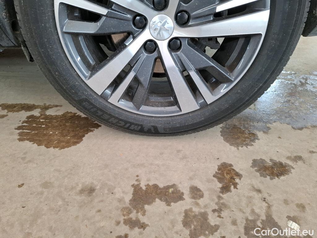  Peugeot  5008  Allure Pack 1.2 PureTech 130CV BVA8 7 Sieges E6d #25