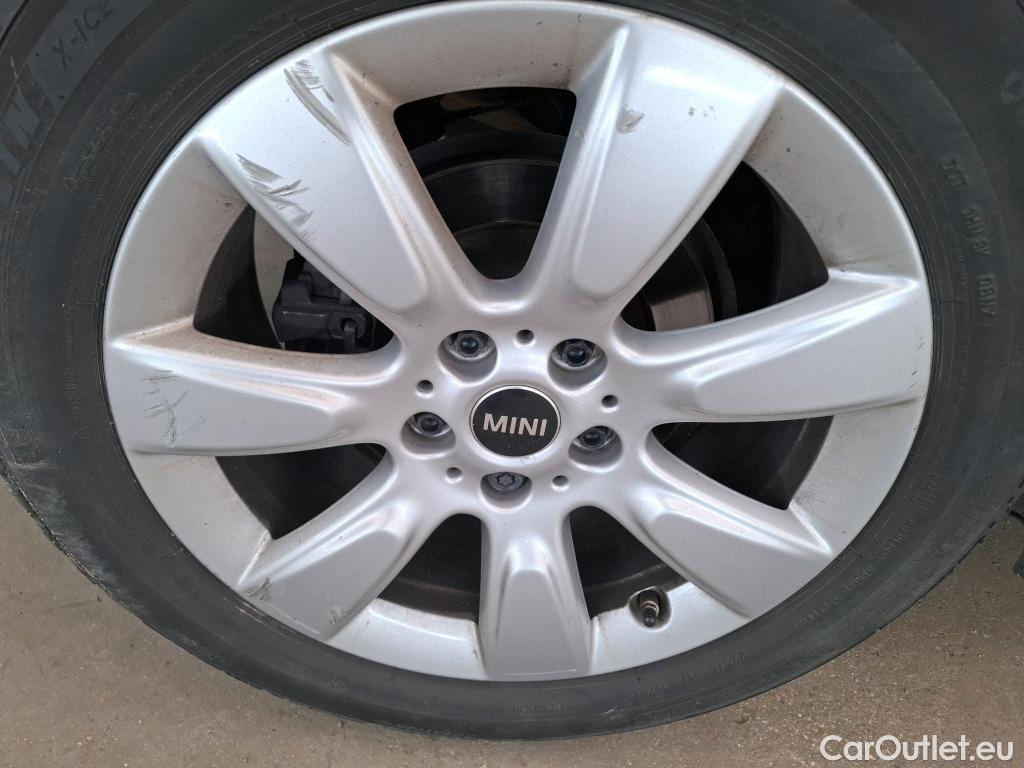  Mini  Countryman MINI  / 2020 / 5P / Crossover Cooper Essential 136 ch BVA7 #17