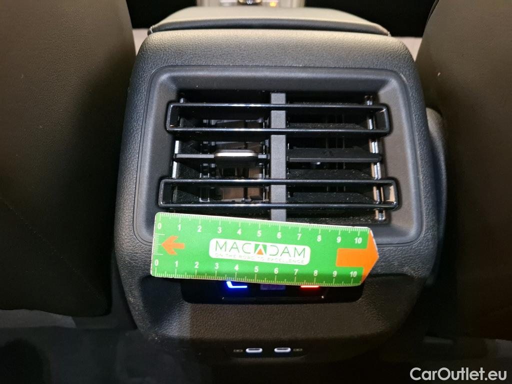  Volkswagen  Tiguan VOLKSWAGEN  / 2023 / 5P / SUV 2.0 TDI 150 DSG7 LIFE PLUS #6