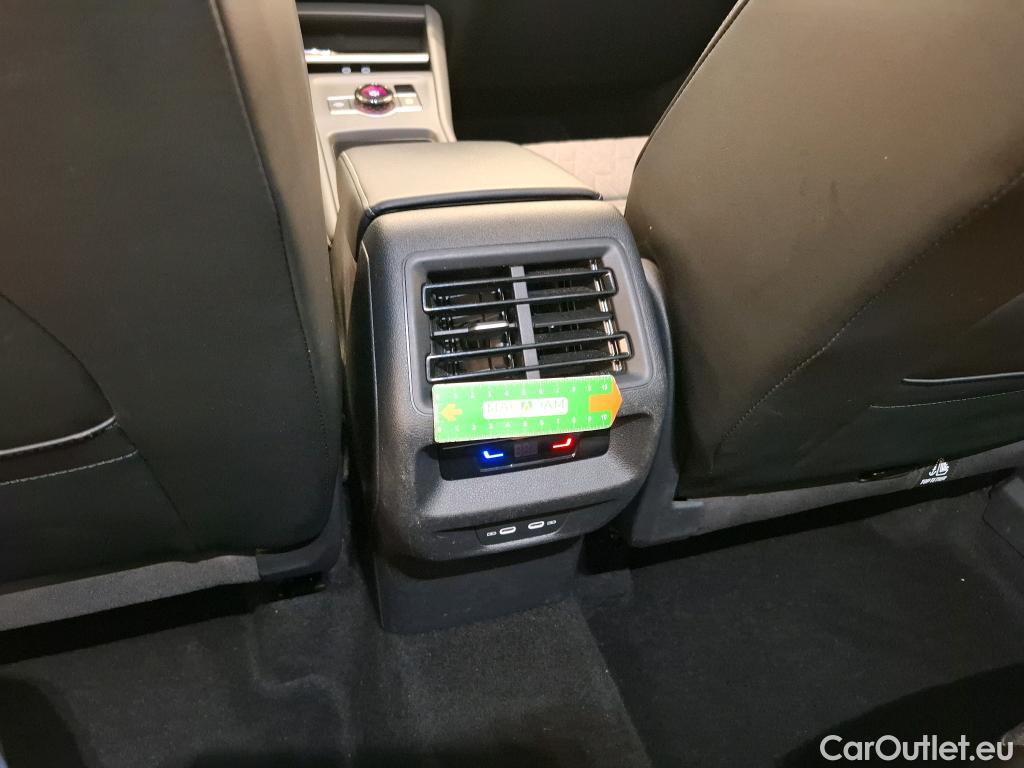  Volkswagen  Tiguan VOLKSWAGEN  / 2023 / 5P / SUV 2.0 TDI 150 DSG7 LIFE PLUS #5