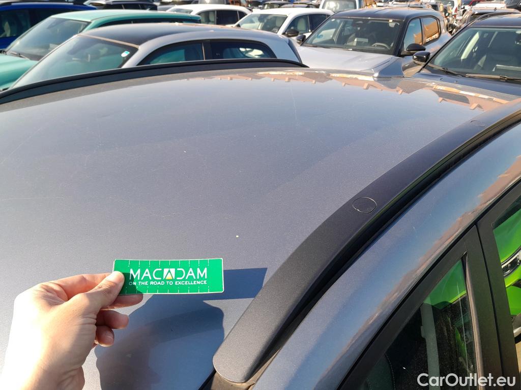  Hyundai  Konna HYUNDAI Kona / 2017 / 5P / todoterreno 1.6 GDI HEV Klass DT #1