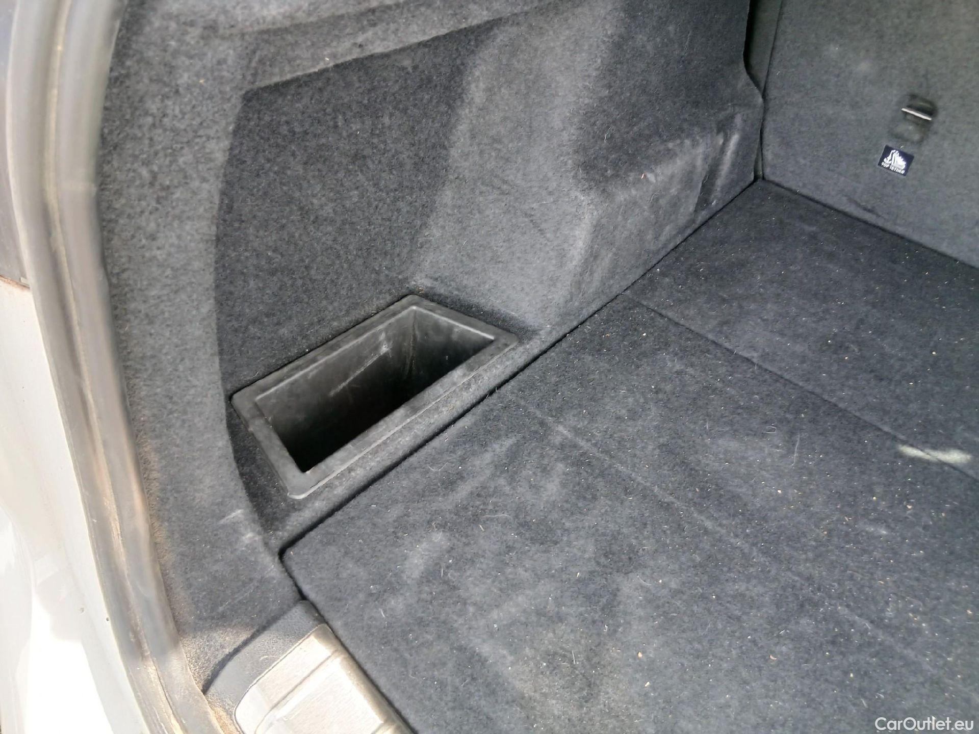  Bmw  X1 BMW  / 2019 / 5P / todoterreno sDrive16d #6