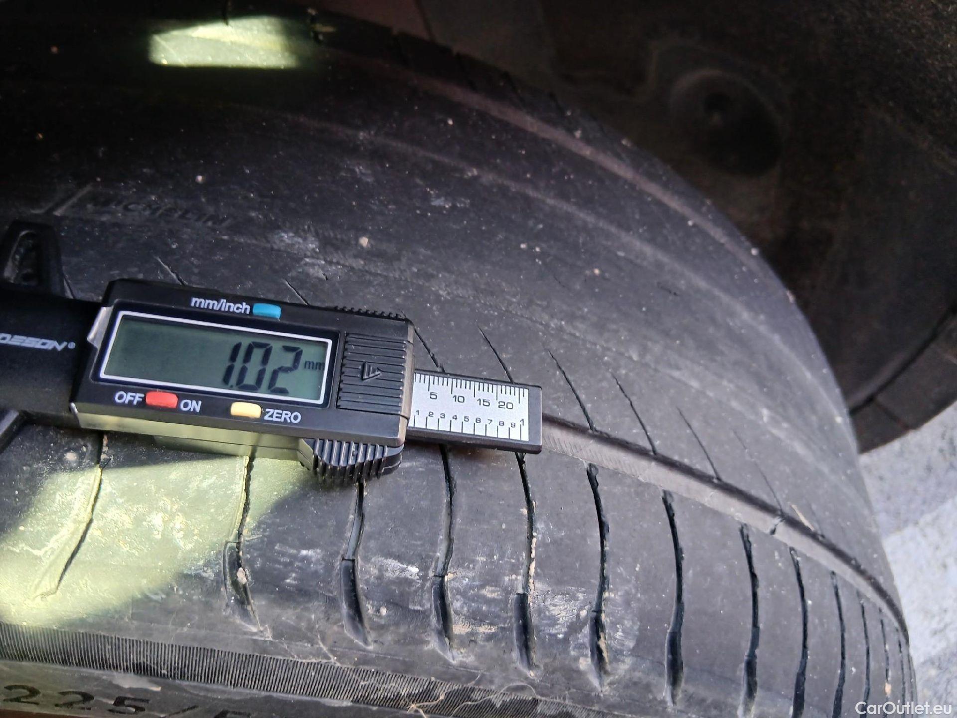  Bmw  X2 Serie  sDrive 18i Advantage 1.5 140CV AT7 E6dT #2