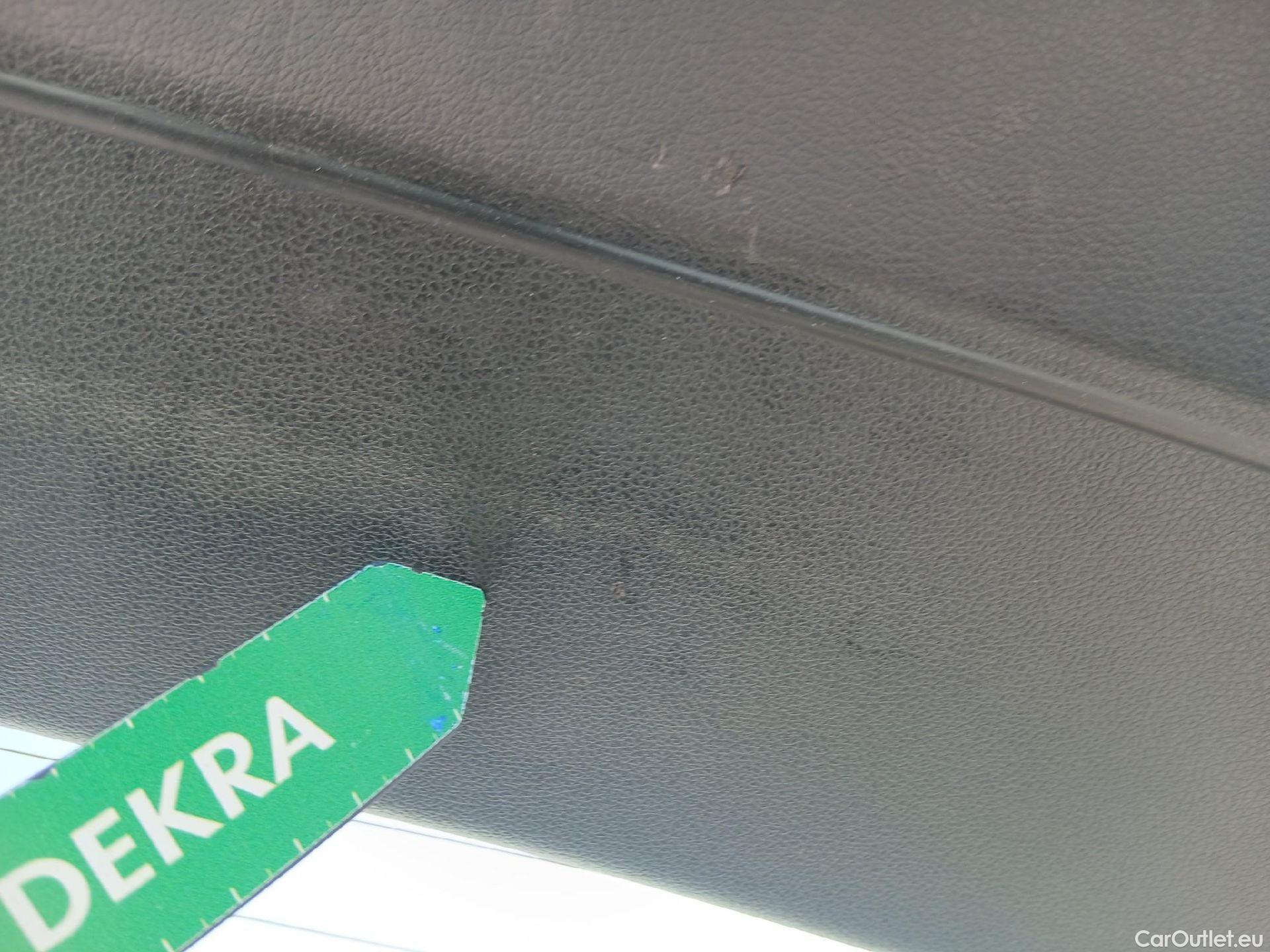  Hyundai  i20 HYUNDAI  / 2020 / 5P / berlina con portón 1.0 TGDI 74kW (100CV) 48V Essence #34